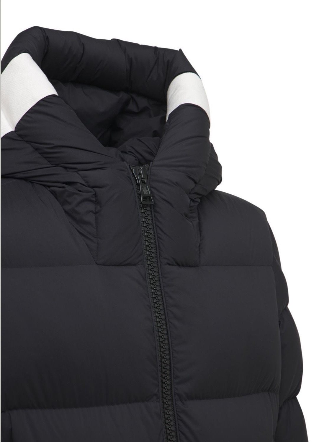 Moncler Hood-Print Hooded Puffer Coat — detail