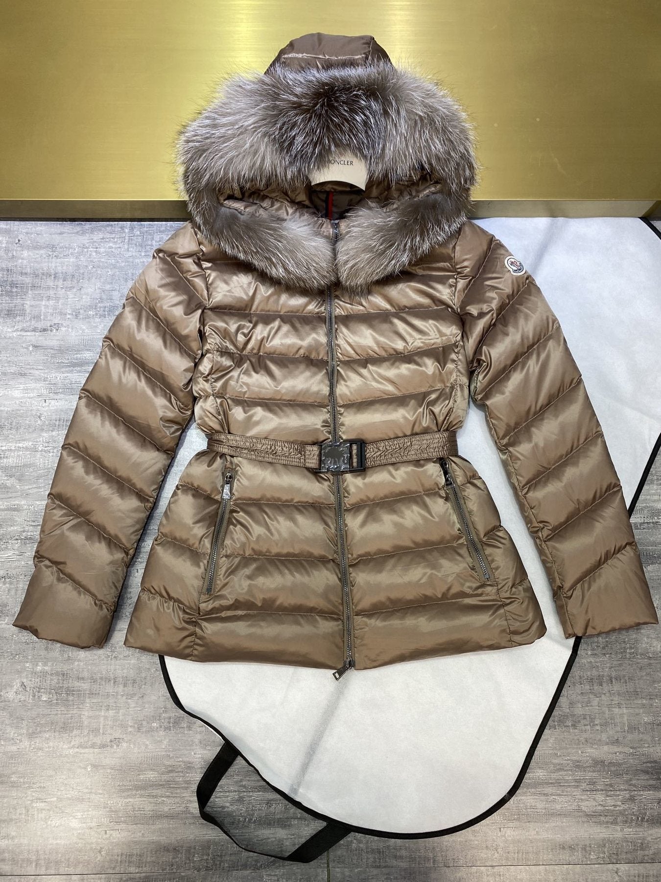 Moncler Fur-Trim Hood Belted Short Down Coat — front