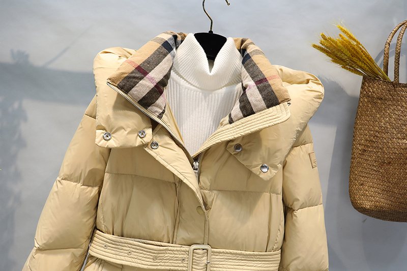 Burberry Removable-Hood Belted Long Down Jacket — detail