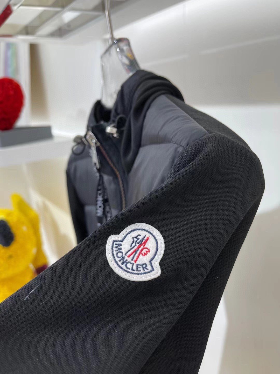 Moncler Hooded Hybrid Puffer Jacket — detail