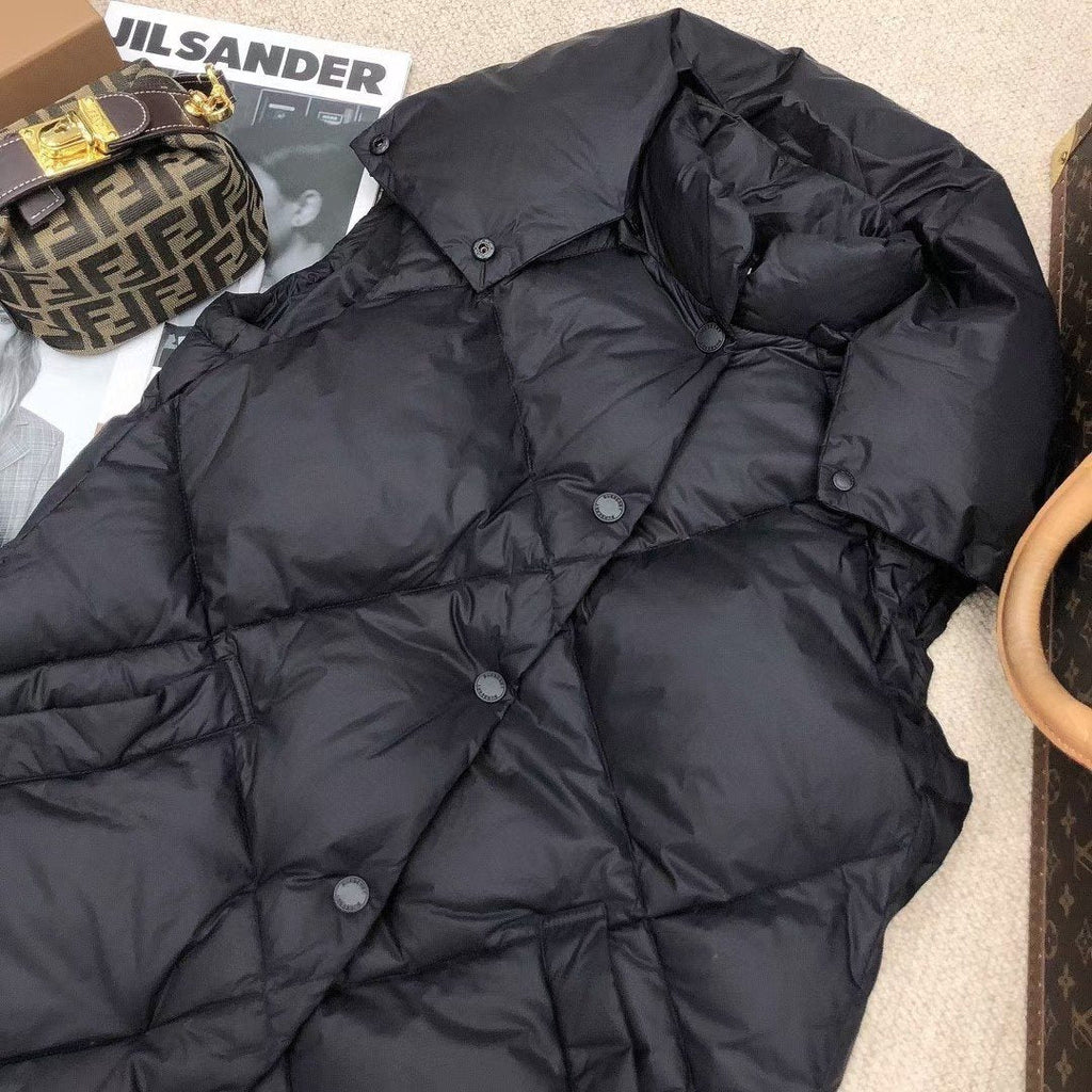 Burberry Long Diamond-Quilted Down Vest — detail