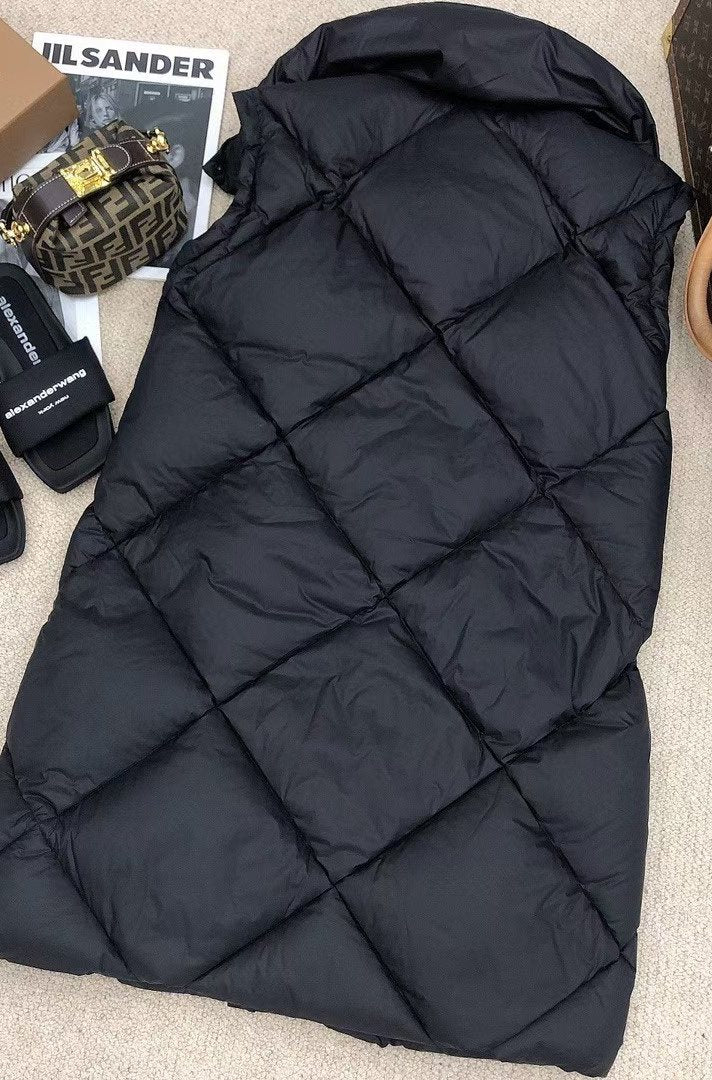 Burberry Long Diamond-Quilted Hooded Down Vest — back