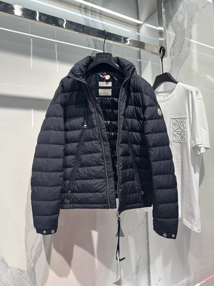 Moncler Black Stand-Collar Quilted Puffer Coat — context