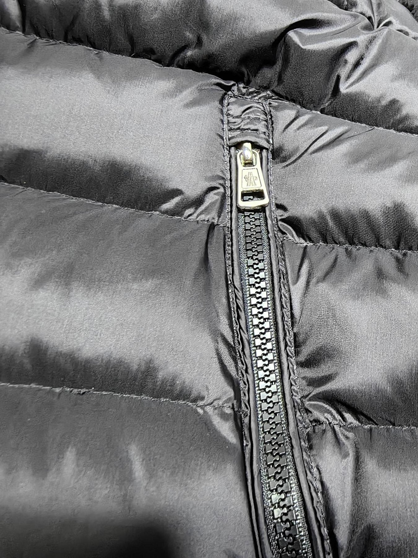 Moncler Black Stand-Collar Quilted Puffer Coat — detail