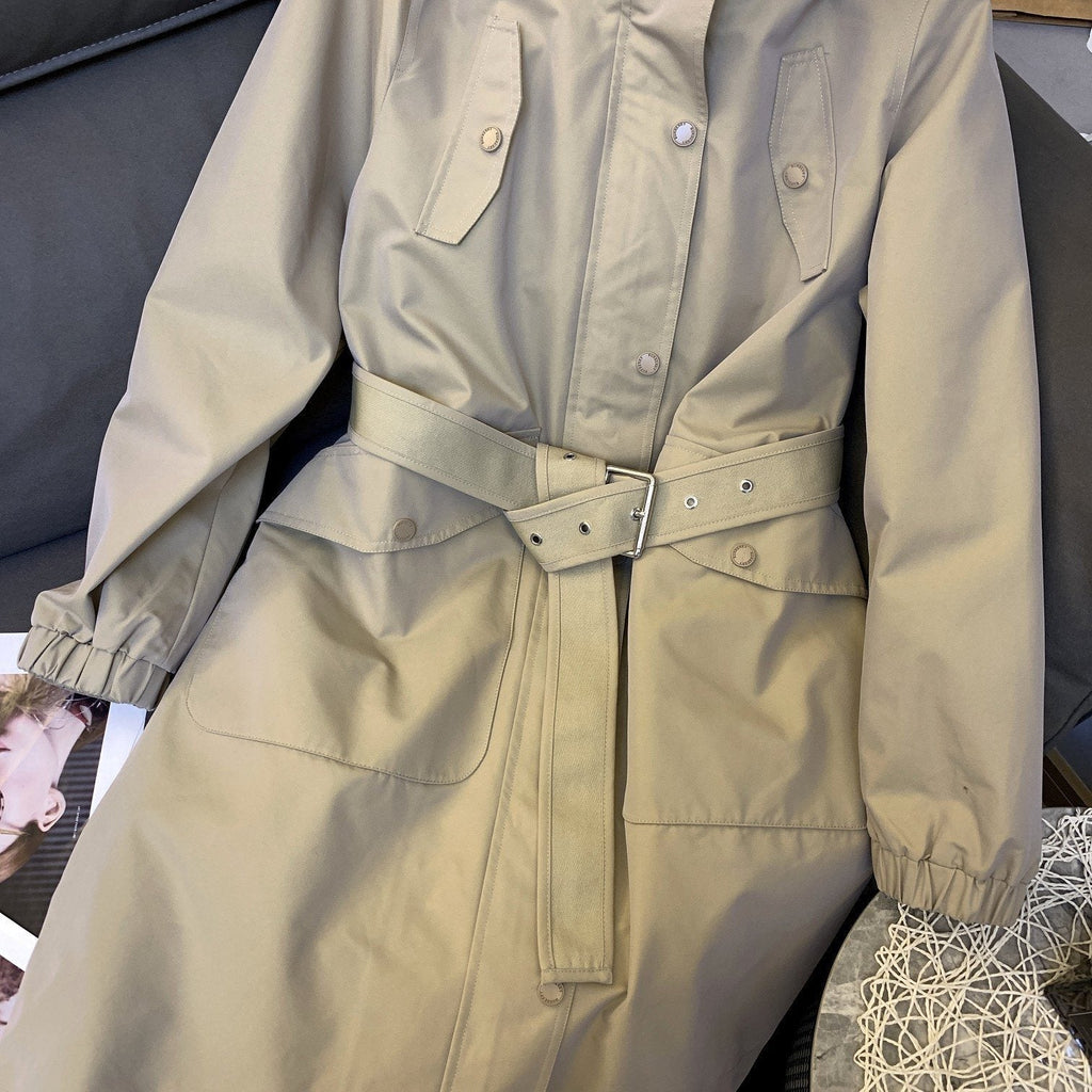 Burberry Hooded Detachable Two-Piece Long Down Jacket — detail