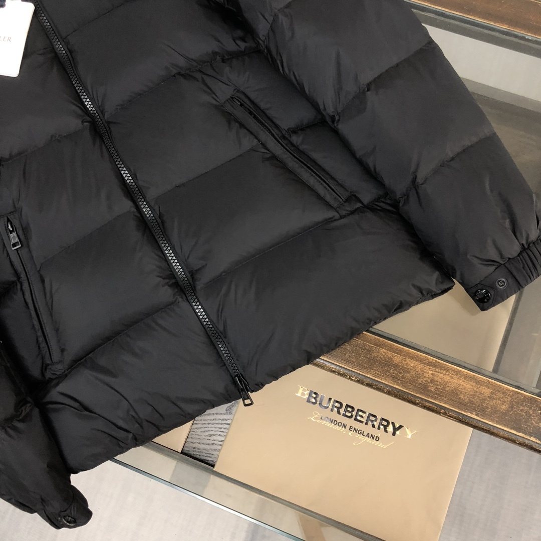 Moncler Black Detachable Hood Quilted Short Down Coat — detail