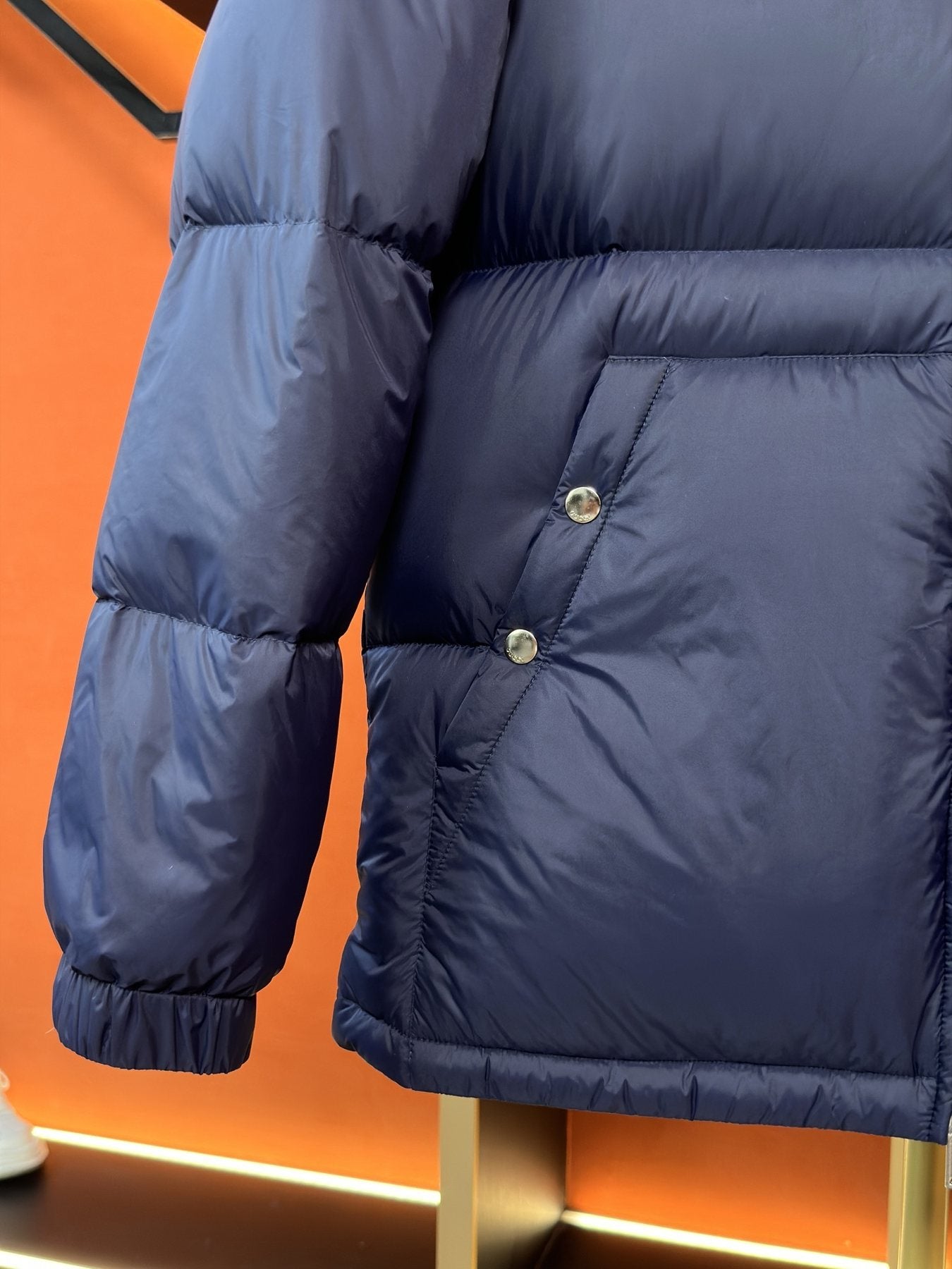 GUCCI Hooded Web Stripe Puffer Jacket — detail