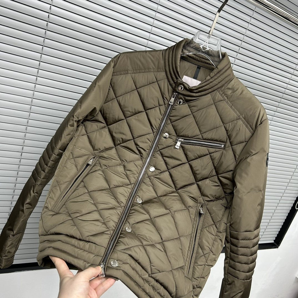 Moncler Diamond-Quilted Zip Coat — detail