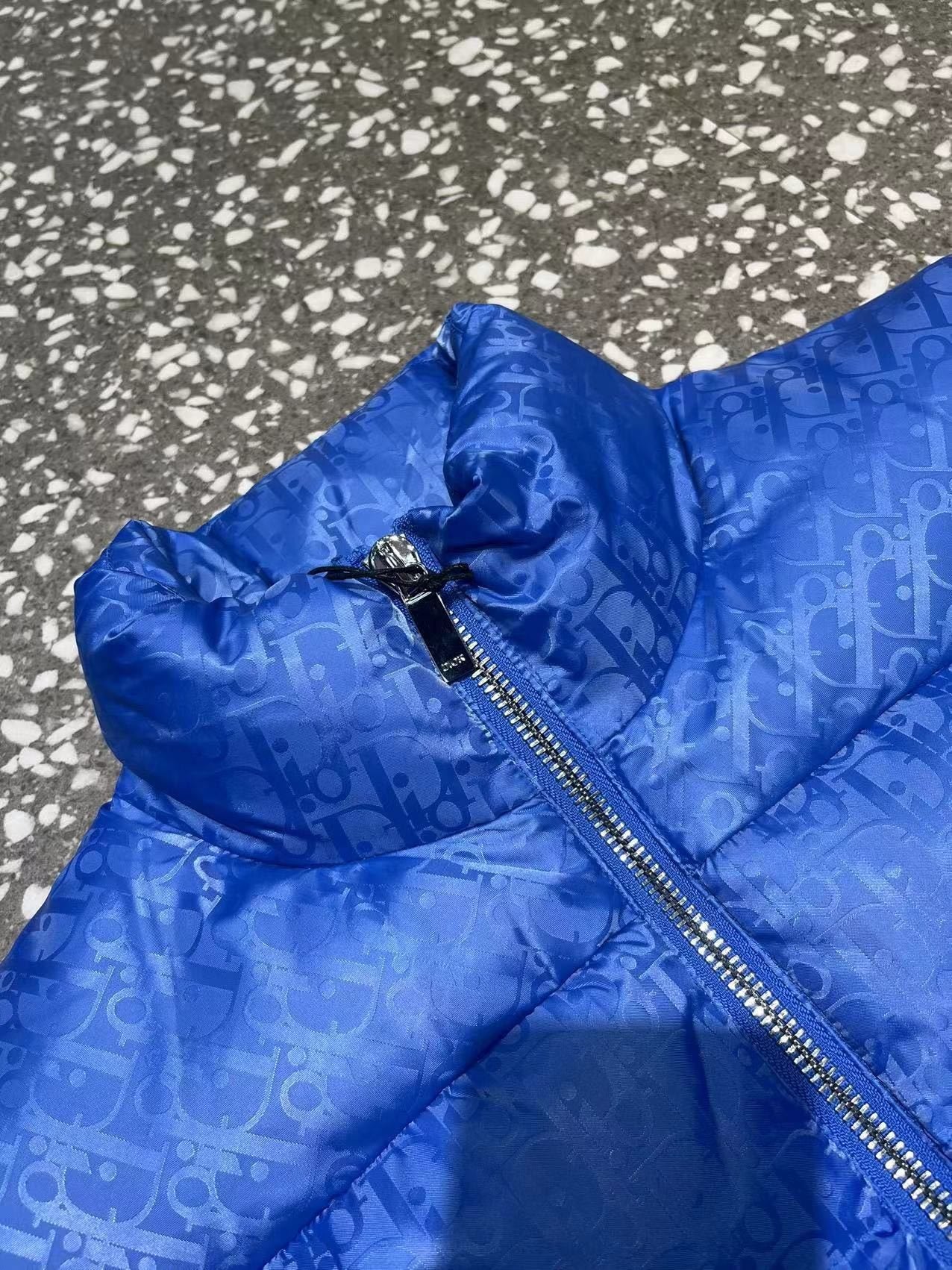 Dior All-Over Pattern Quilted Down Vest — detail