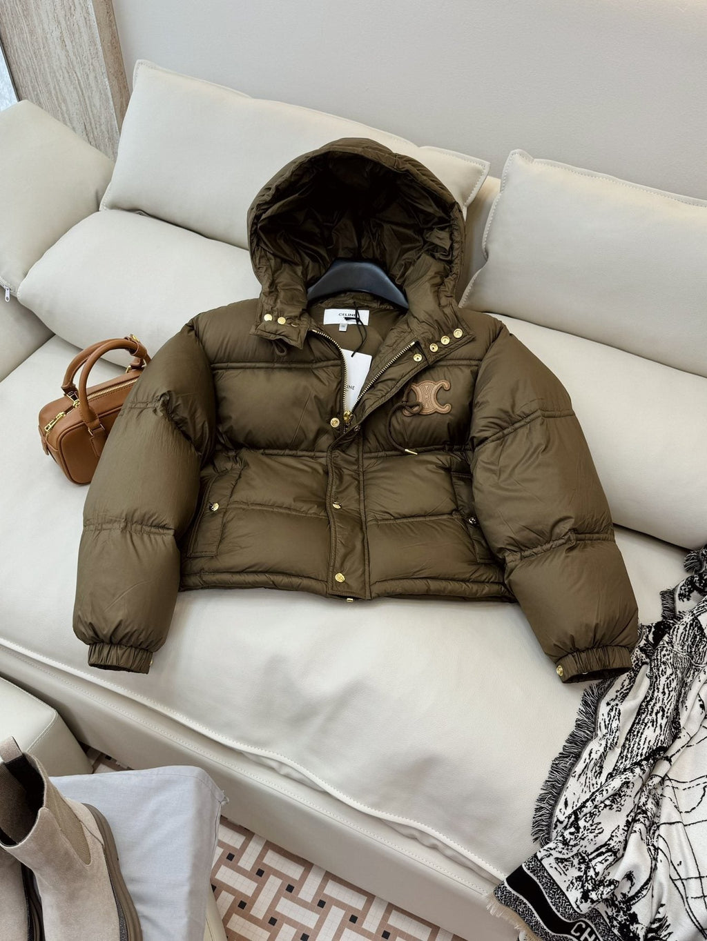 CEL*NE Down Coat Cropped Hooded Puffer Coat — detail