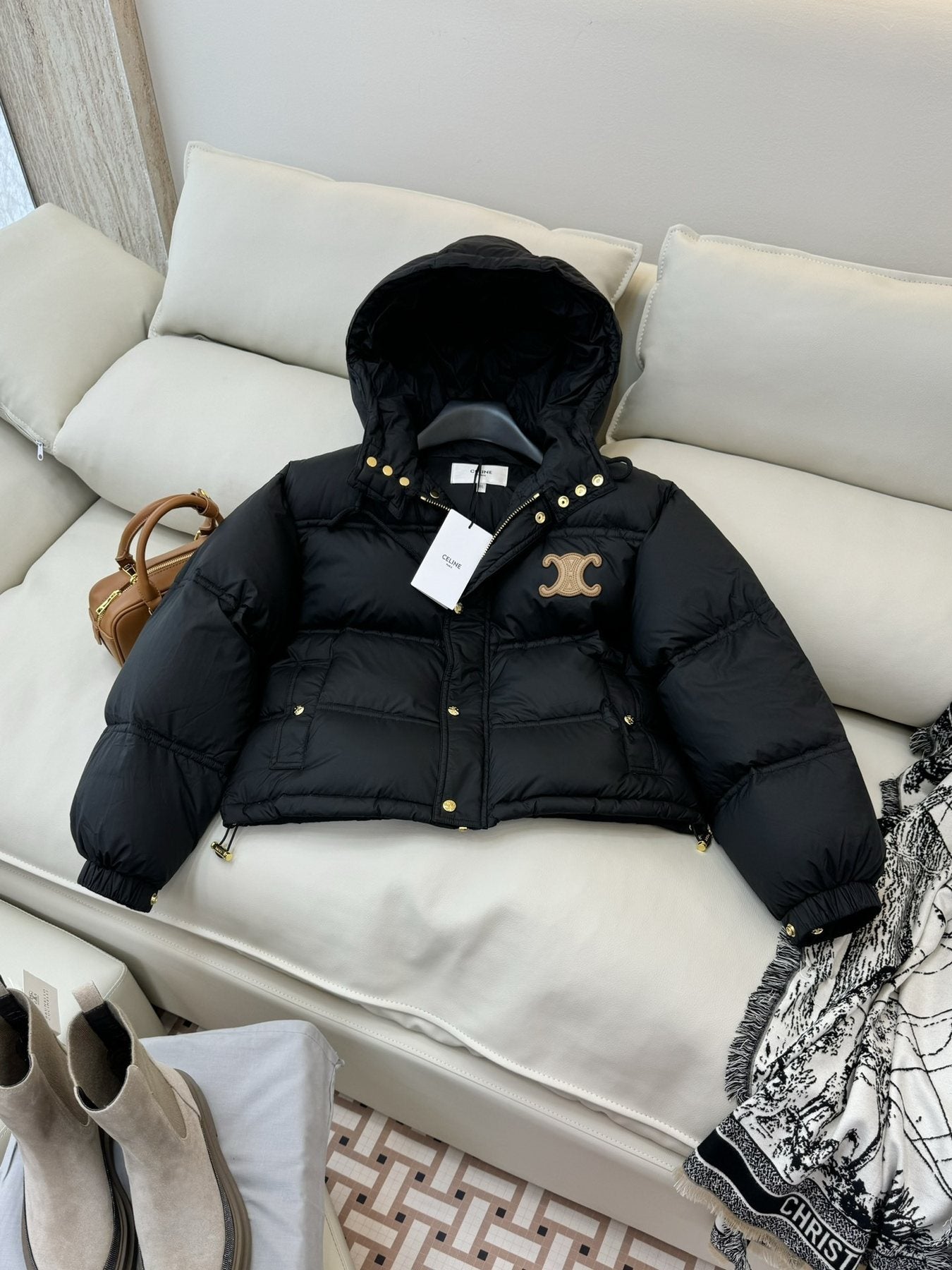 CEL*NE Down Coat Cropped Hooded Puffer Coat — detail