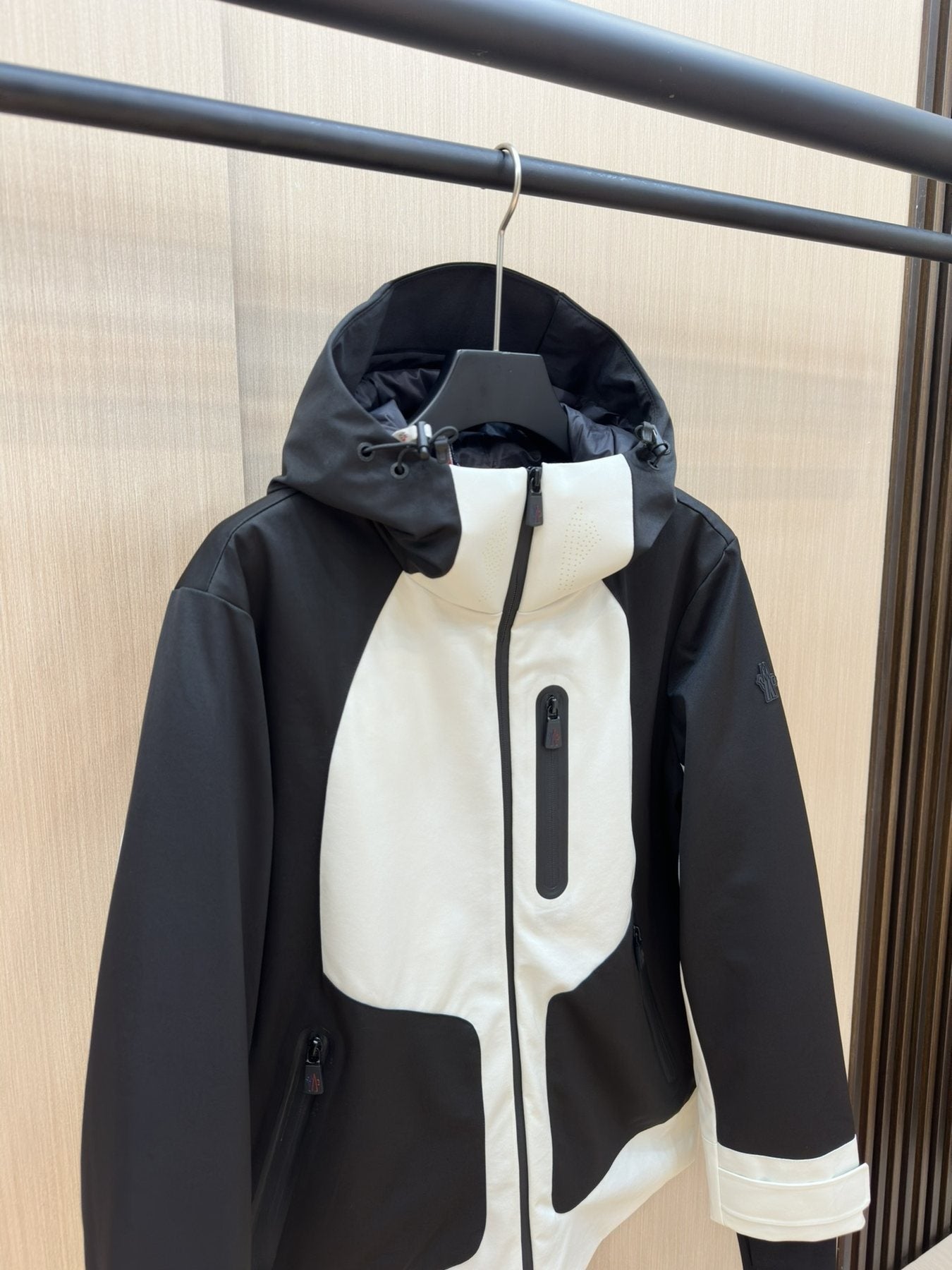 Moncler Color-Block Hooded Puffer Coat — front