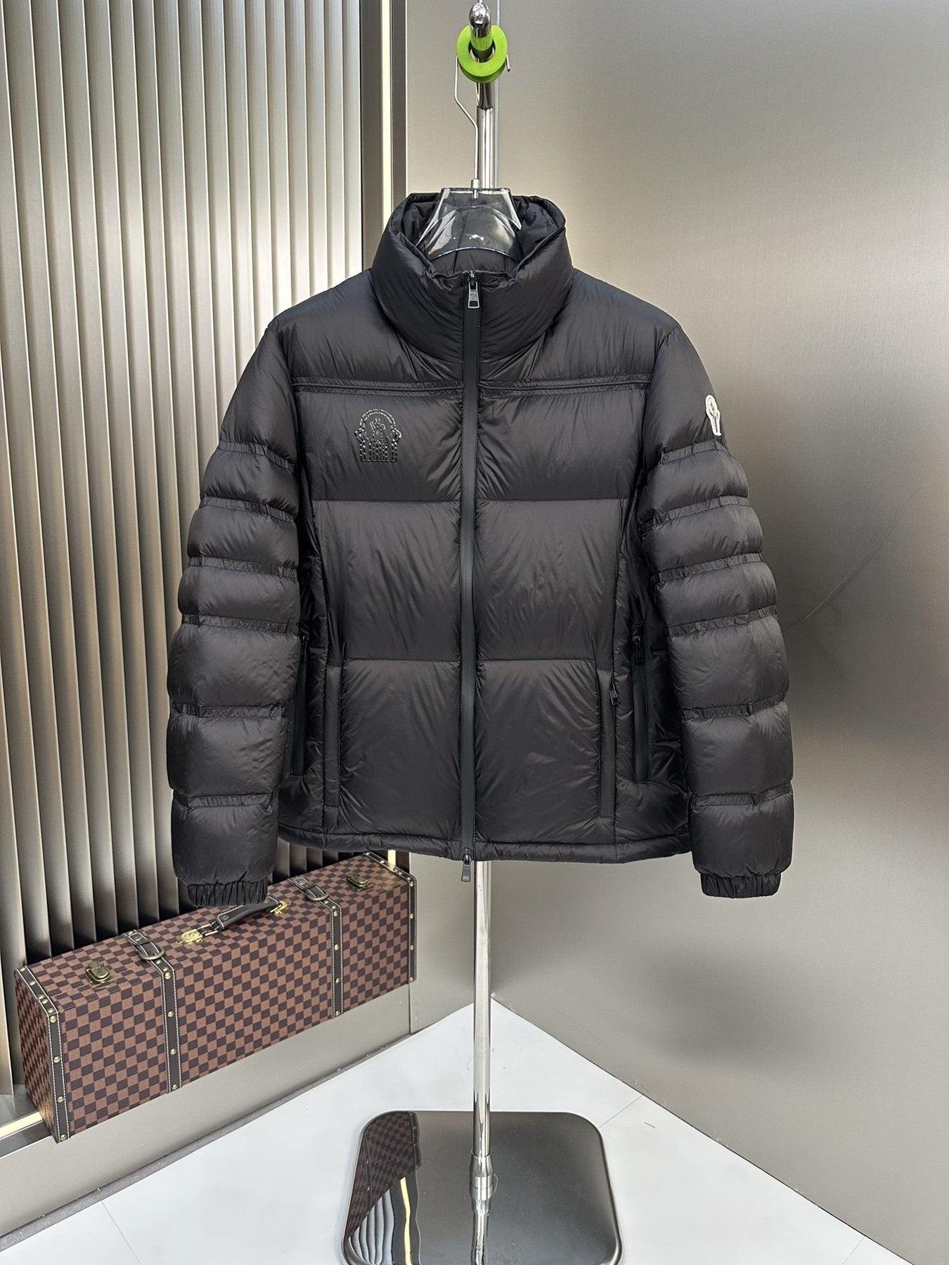 Men Moncler coat Hooded Quilted Puffer Jacket — context
