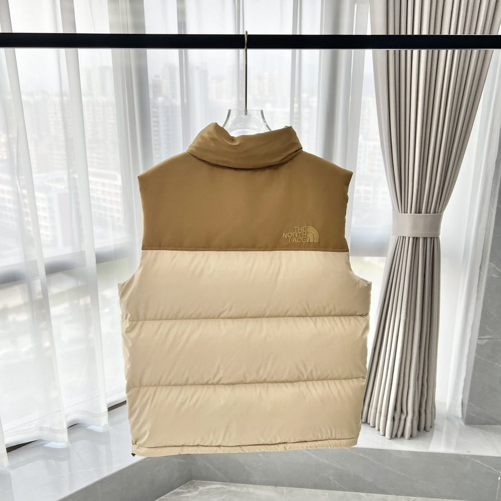 THE NORTH FACE 1996 Contrast-Yoke Down Vest — back