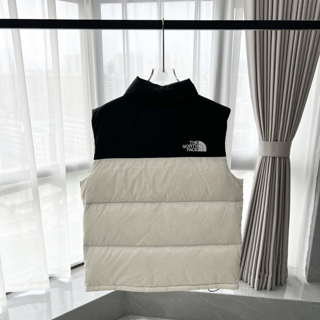THE NORTH FACE 1996 Contrast-Yoke Down Vest — back