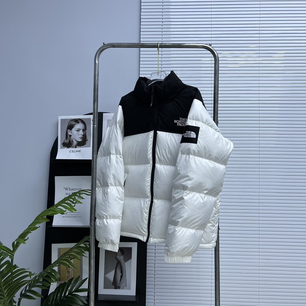 The North Face Color-Block Quilted Puffer Jacket — front