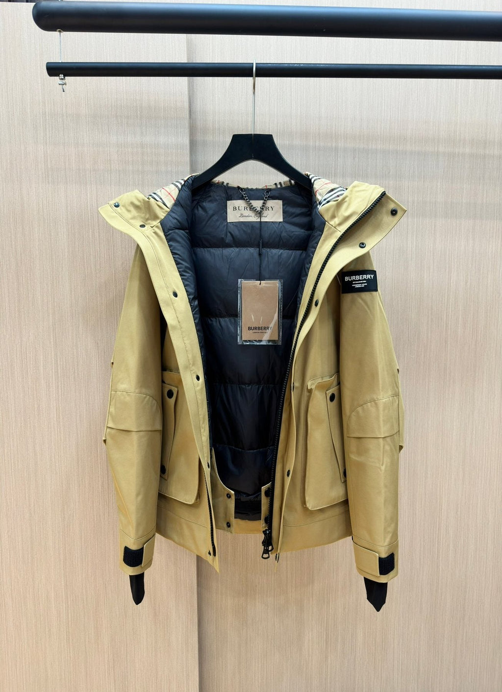 Burberry Hooded Utility Short Down Jacket — hang_tag