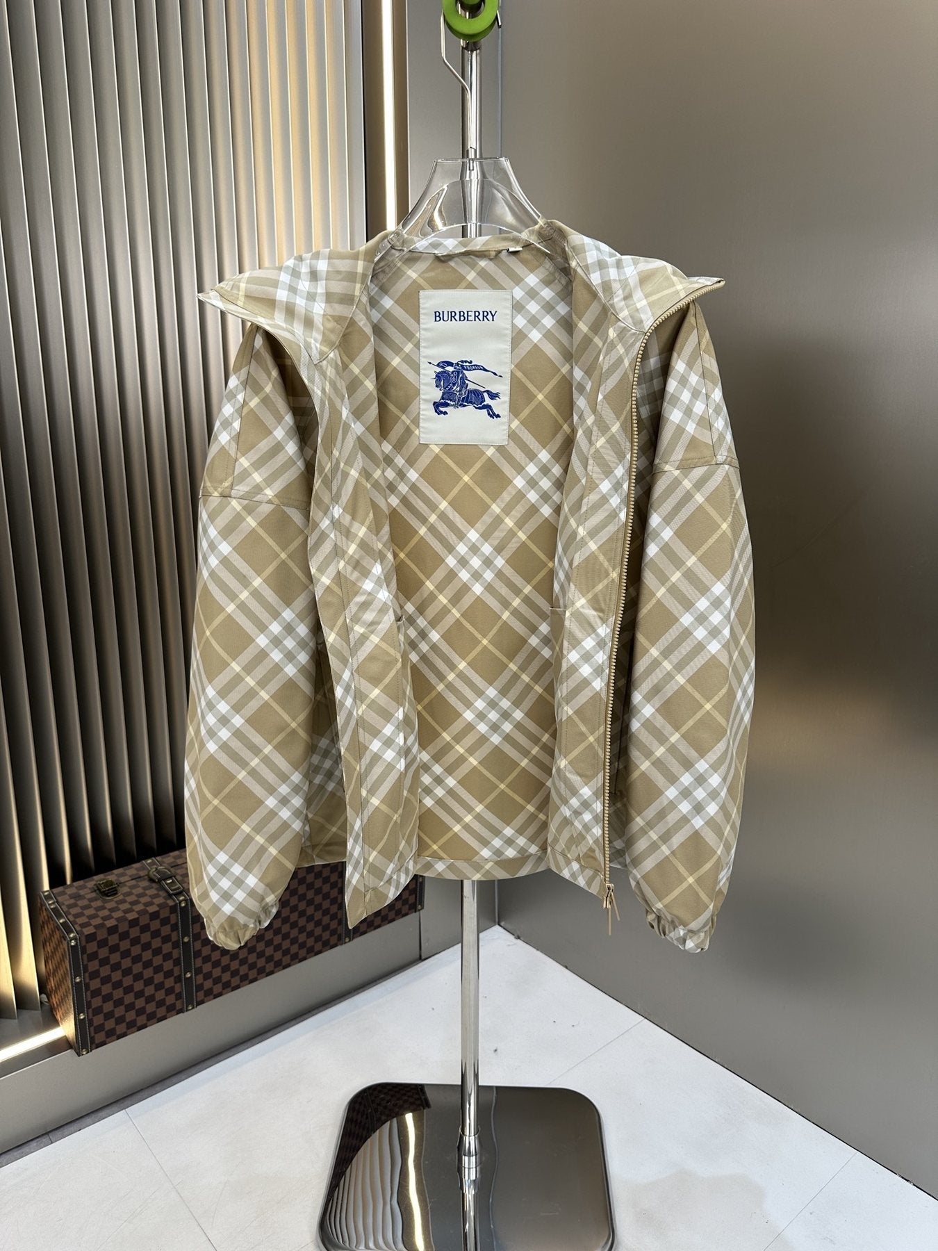 Burberry Beige Check Hooded Zip Jacket — neck_label