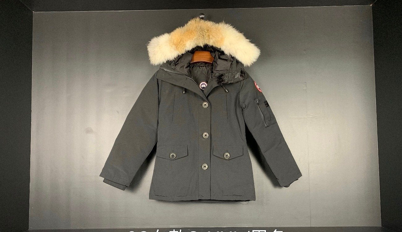 Canada Goose Women's Fur-Trim Hooded Parka Jacket — hero