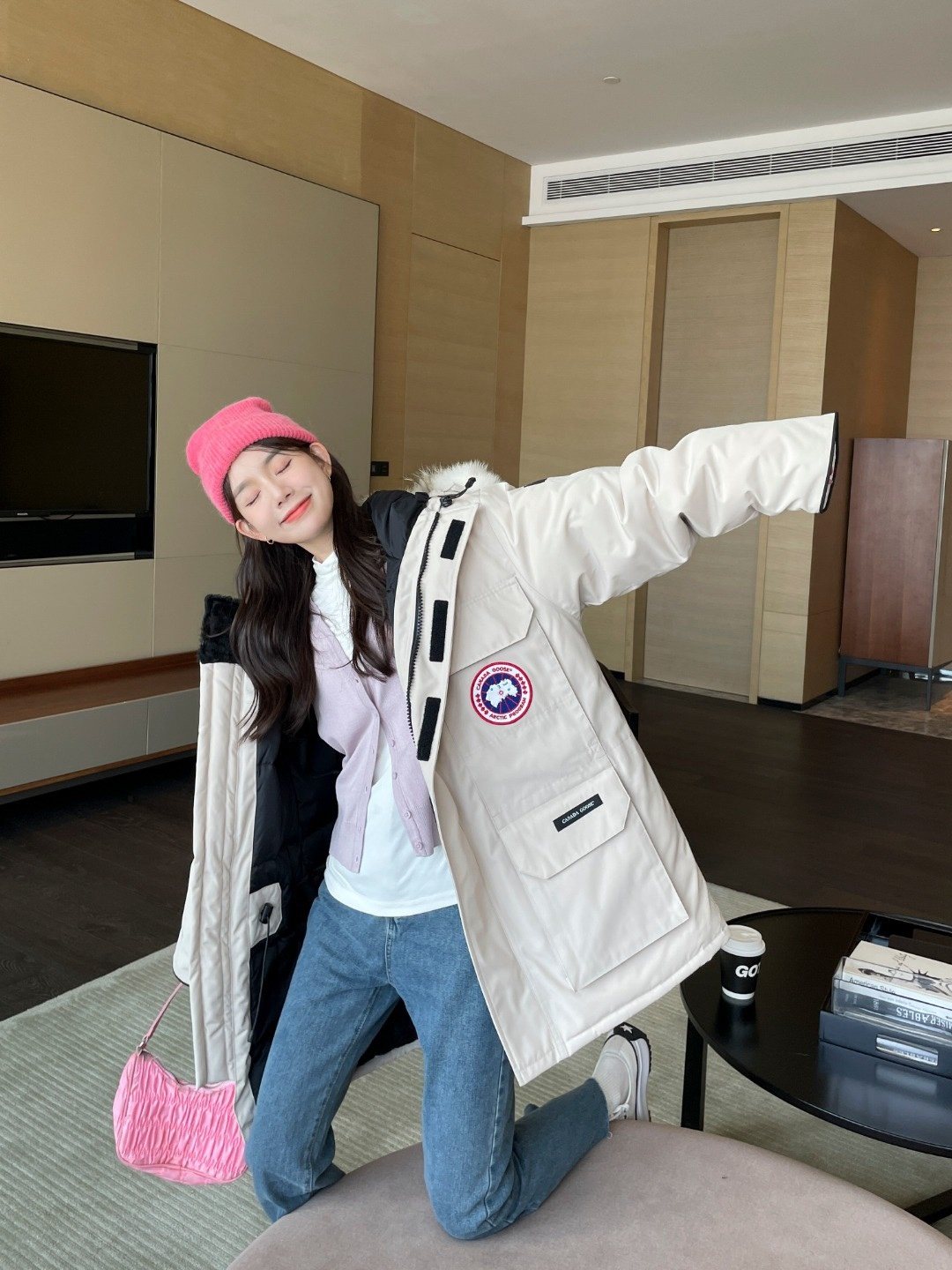Canada Goose Hooded Fur-Trim Puffer Jacket — front