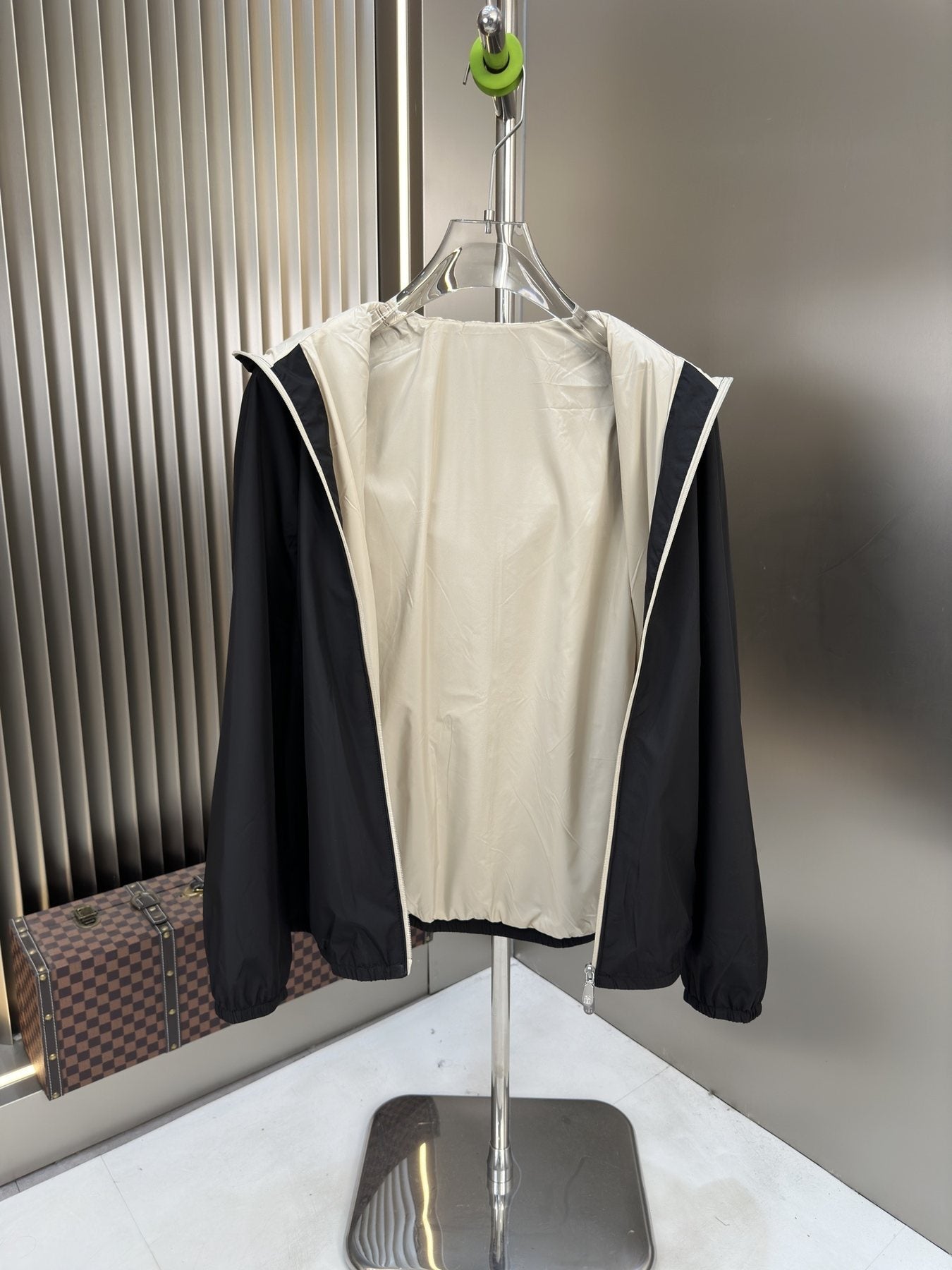 2026 Original Jacket Reversible Hooded Zip-Front Outerwear — detail