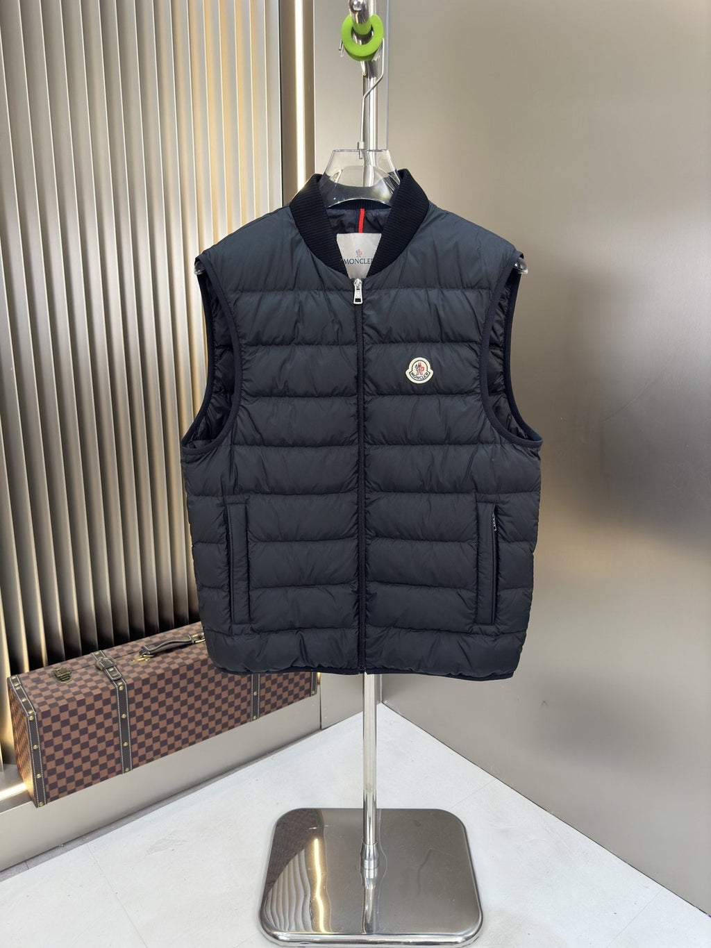 Moncler Reversible Two-Piece Outerwear Set — detail