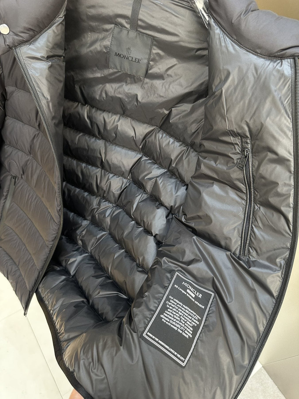 Men Moncler coat Puffer Jacket — neck_label