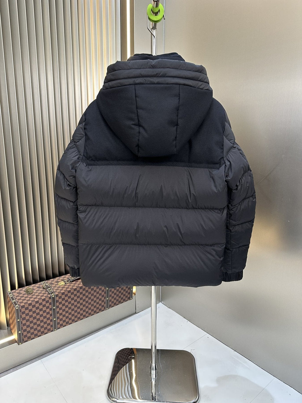 Men Moncler coat Black Hooded Quilted Puffer Jacket — back