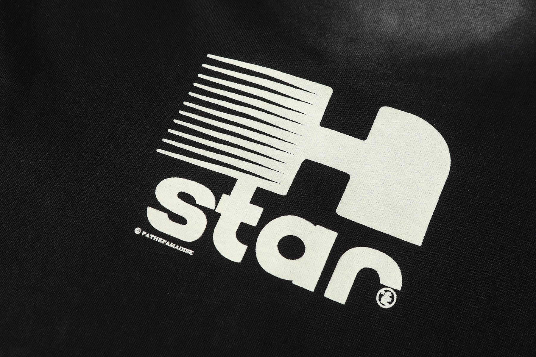 Hellstar White H Graphic Short-Sleeve T-Shirt — detail