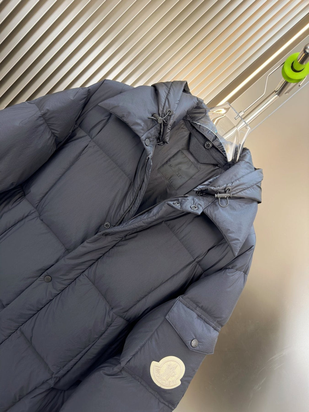 Men Moncler coat Hooded Long Puffer Jacket — detail