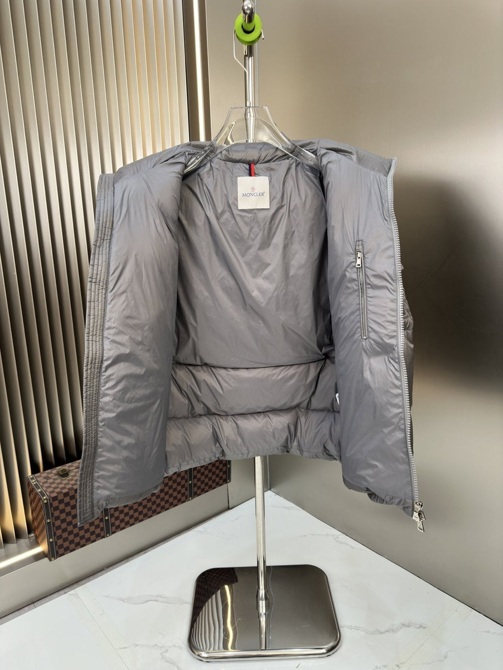 Men Moncler coat Hooded Quilted Puffer Jacket — detail