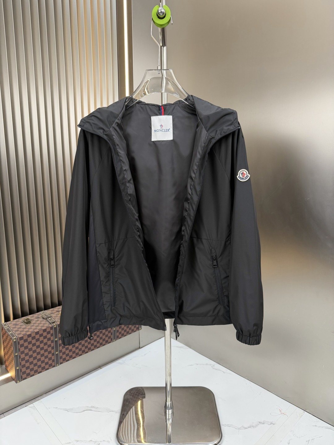 2026 Original Jacket Hooded Zip-Front Outerwear — hang_tag