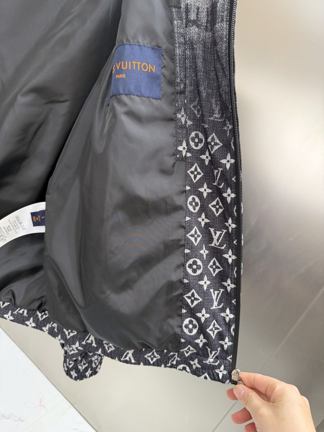 LV Gradient Panel Hooded Jacket — neck_label