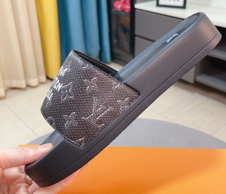 Louis Vuitton Patterned Strap Slide Sandals — front