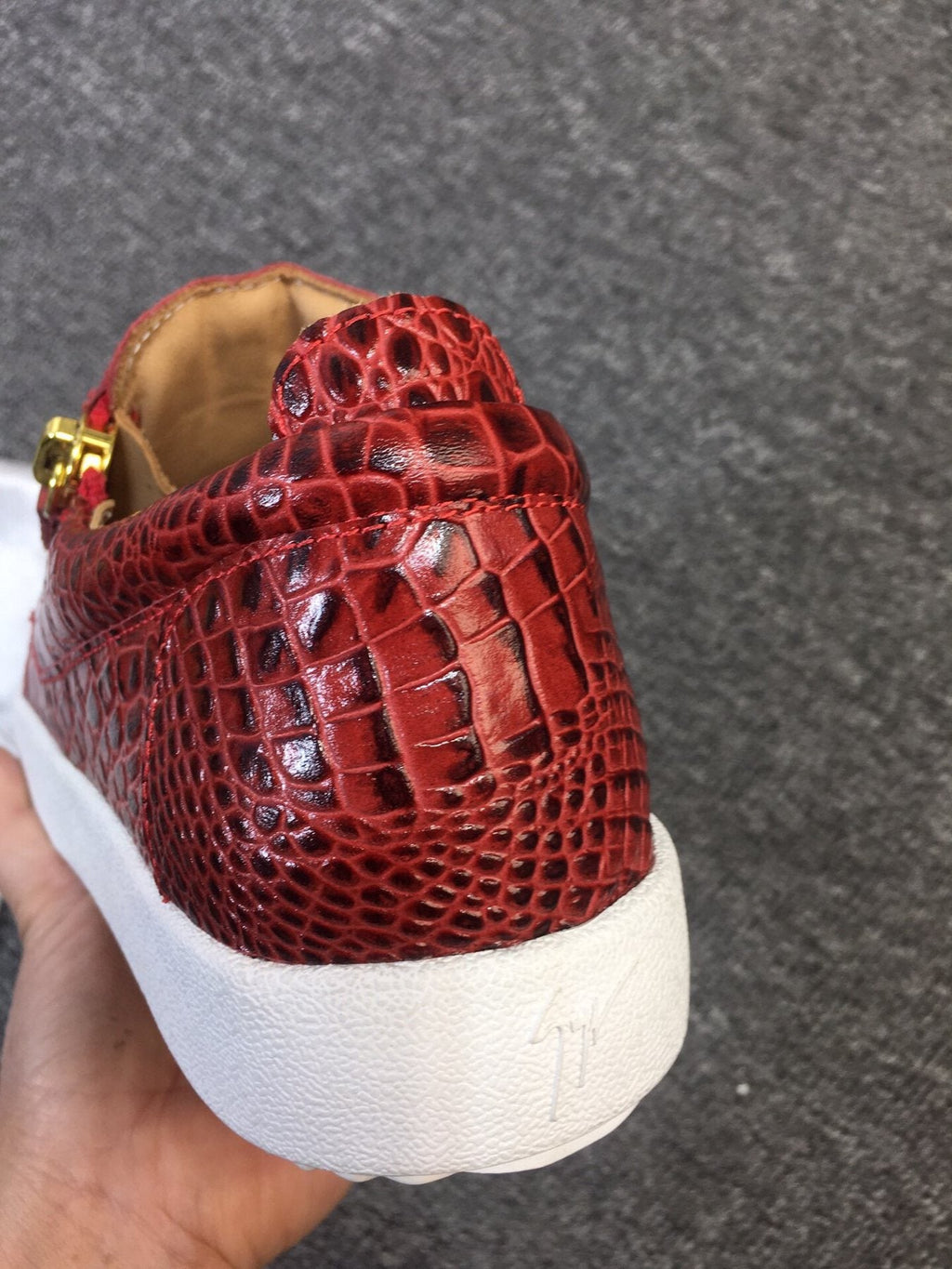 Giuseppe Zanotti Red Croc-Embossed Low-Top Sneakers — detail