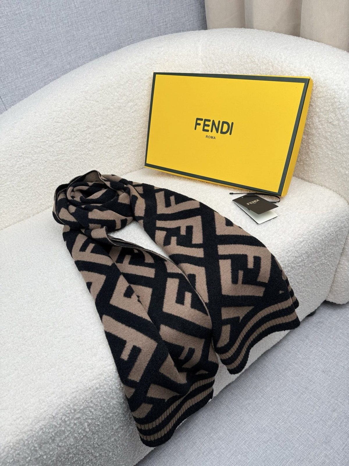 Fendi Brown and Black Geometric Knit Scarf — detail