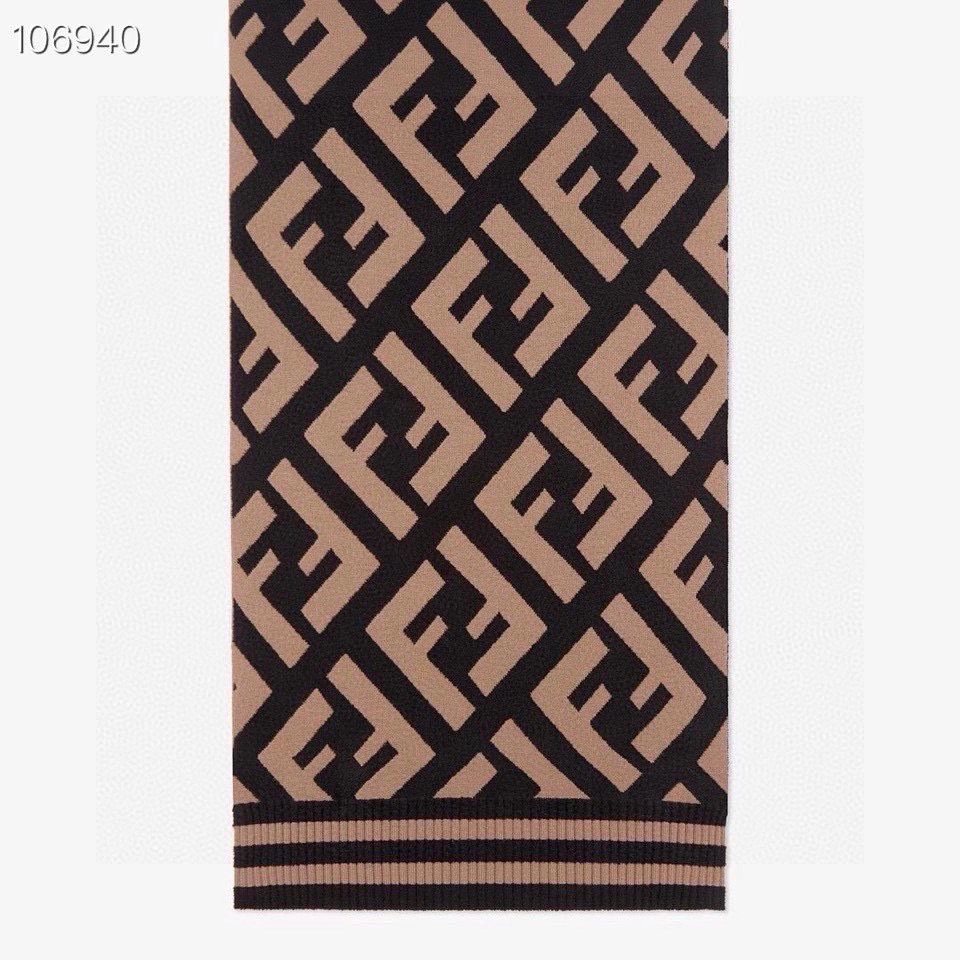 Fendi Brown and Black Geometric Knit Scarf — detail