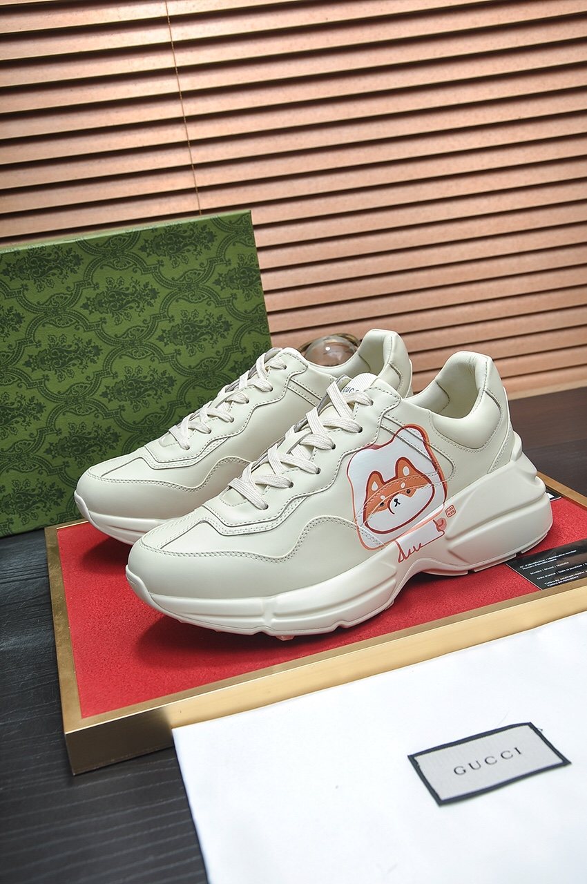 Gucci White Graphic Low-Top Sneakers — side