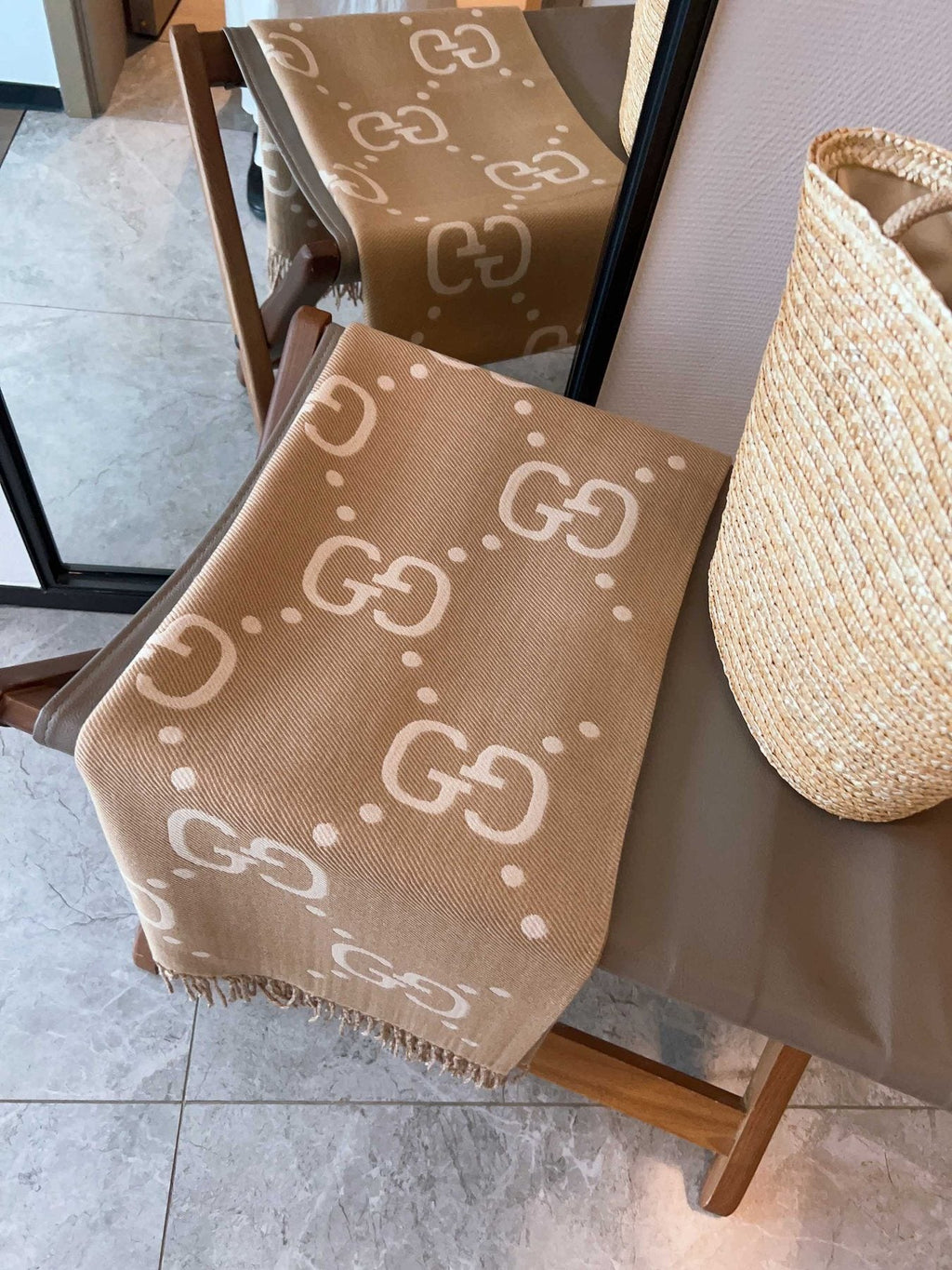 Gucci Tan Cream Motif Fringed Scarf — detail