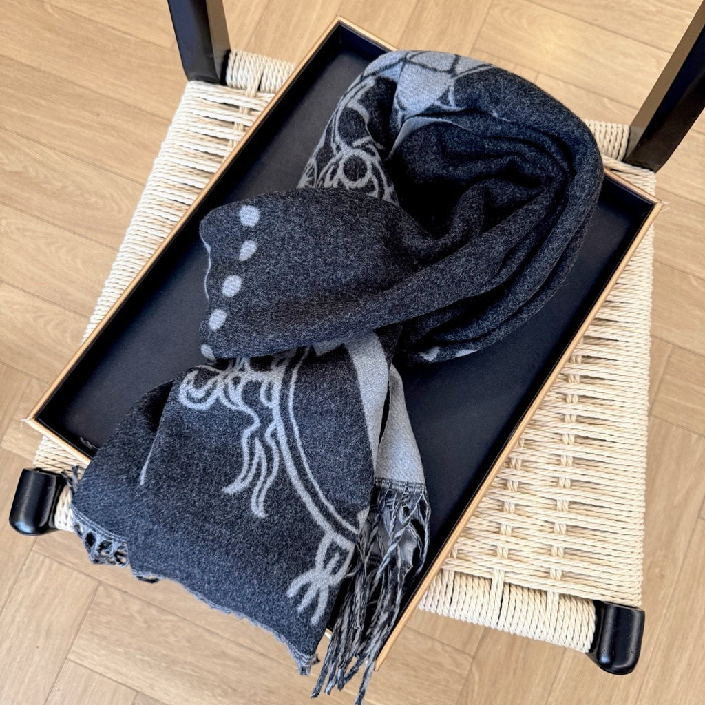 Fringed Knit Scarf with Ornamental Motif — detail
