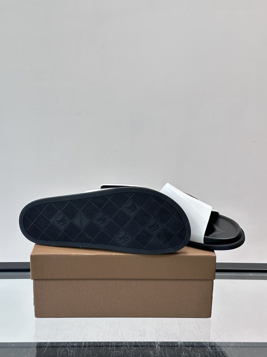 Burberry Men’s White Leather Logo Slide Sandals — detail