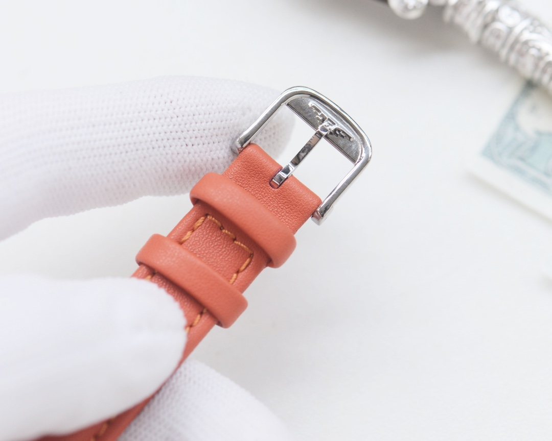 Longines Silver Pink Dial Strap Watch — detail