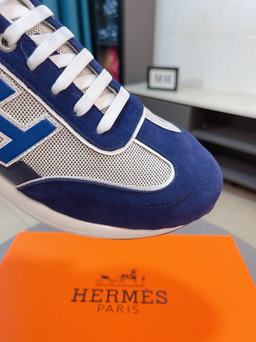 Hermès Navy Blue H-Detail Low-Top Sneakers — detail