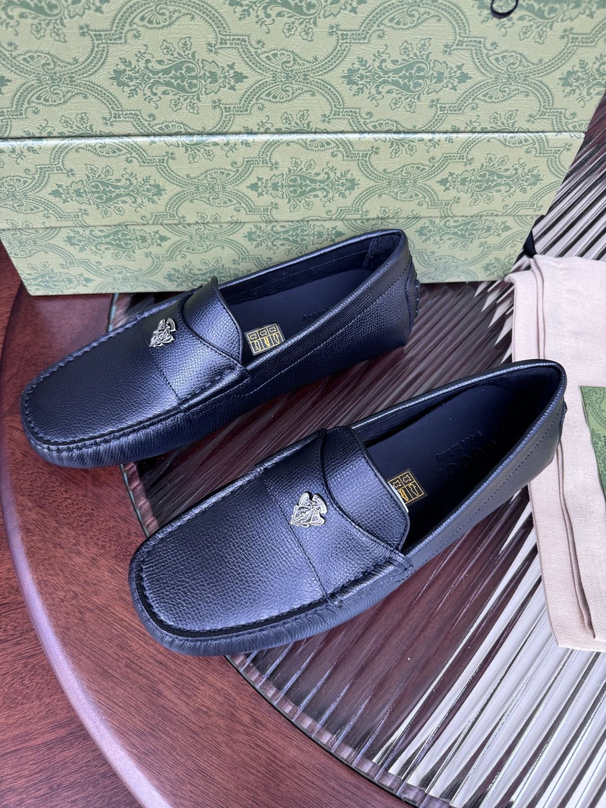 Gucci Black Bee Driving Loafers — front
