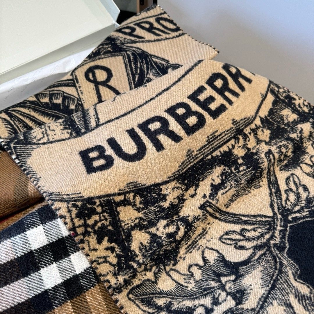 Burberry Check and Equestrian Knight Fringed Scarf — detail