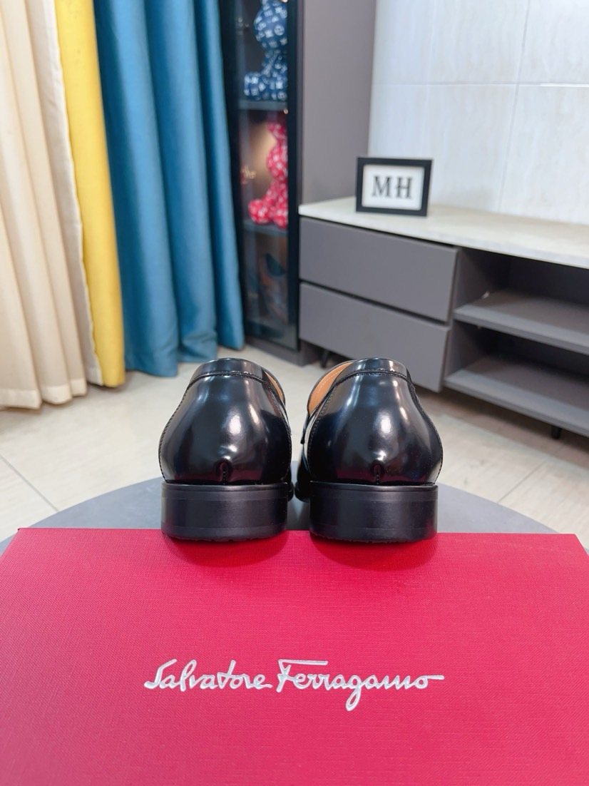 Ferragamo Black Hardware Loafers — back