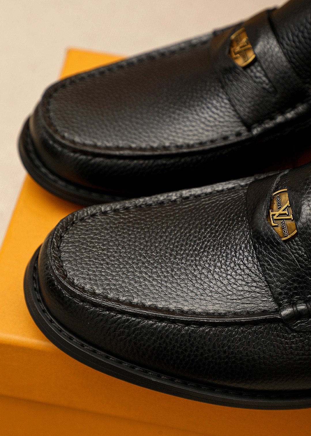 Louis Vuitton Black Pebbled Leather Loafers — detail