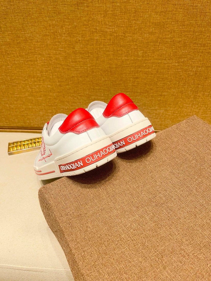 White & Red Graphic Low-Top Sneakers — back