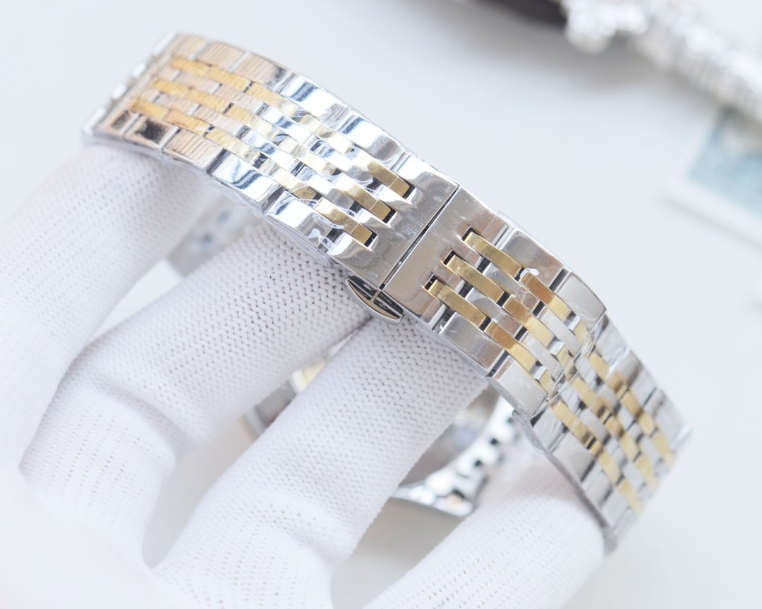 Omega Gold Silver White Dial Bracelet Watch — detail