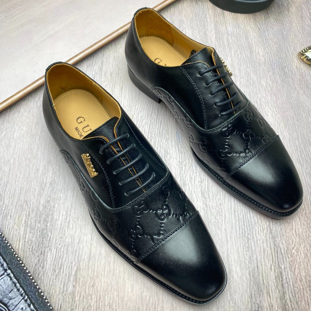 Gucci Black Embossed Lace-Up Dress Shoes — front